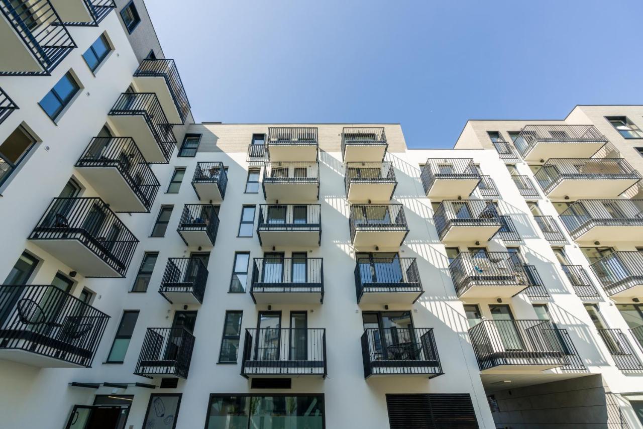 Esencja Apartments With Free Parking Garbary 104 By Noclegi Renters Познан Екстериор снимка