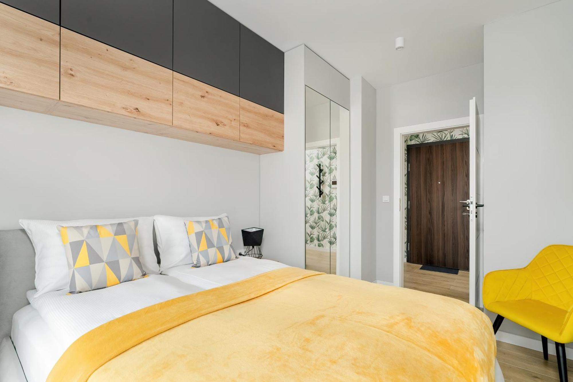 Esencja Apartments With Free Parking Garbary 104 By Noclegi Renters Познан Екстериор снимка