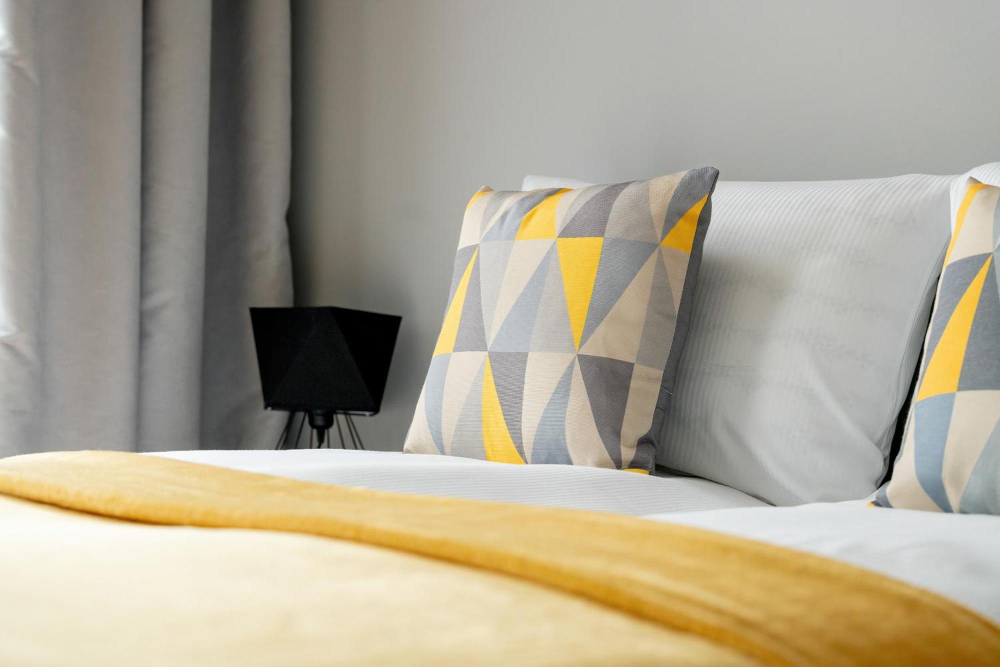 Esencja Apartments With Free Parking Garbary 104 By Noclegi Renters Познан Екстериор снимка